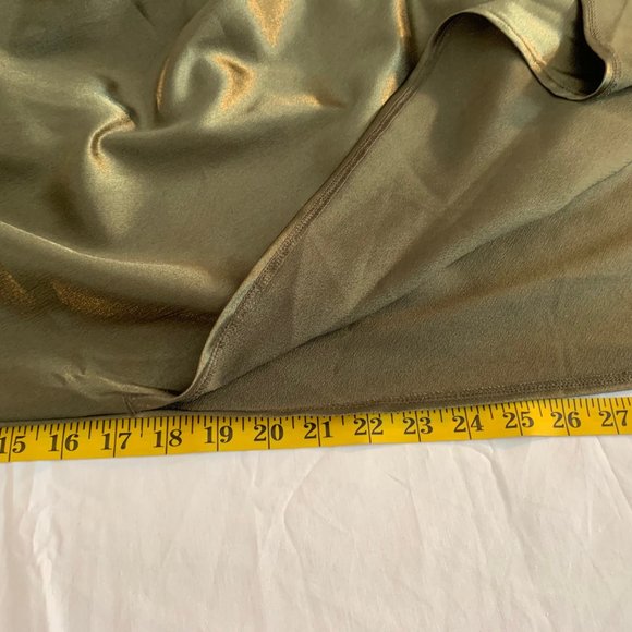 NWT PrettyLittleThing Khaiki Satin Ruched Side Split Leg Maxi Size 4 - Picture 8 of 14